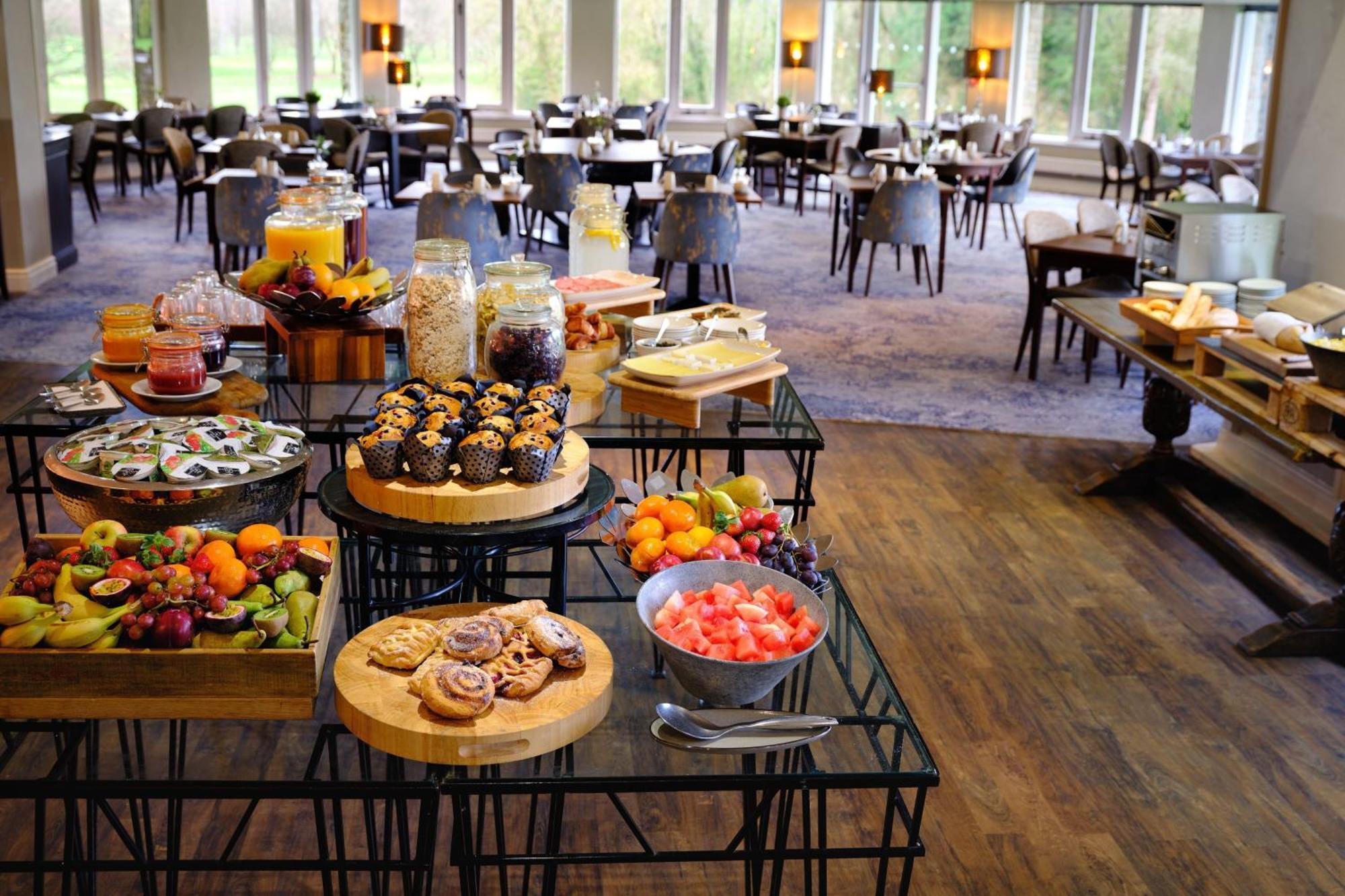 Delta Hotels By Marriott St Pierre Country Club Mathern Eksteriør billede