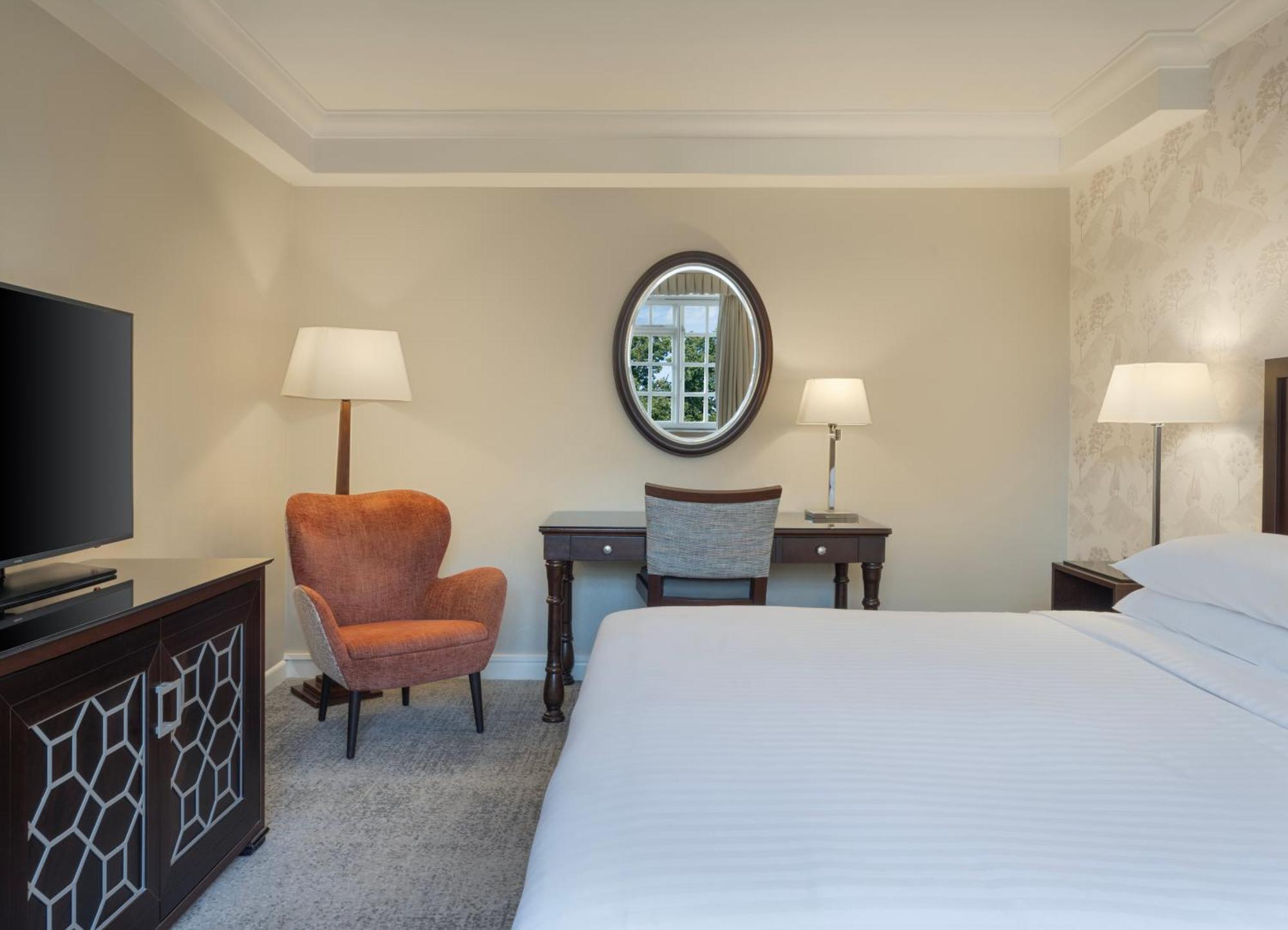 Delta Hotels By Marriott St Pierre Country Club Mathern Eksteriør billede