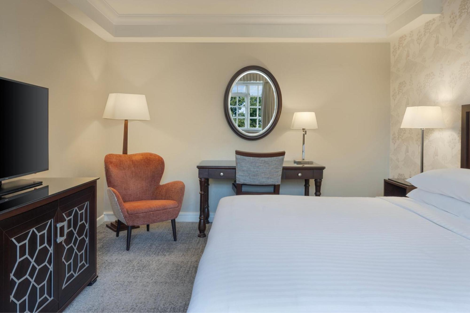 Delta Hotels By Marriott St Pierre Country Club Mathern Eksteriør billede