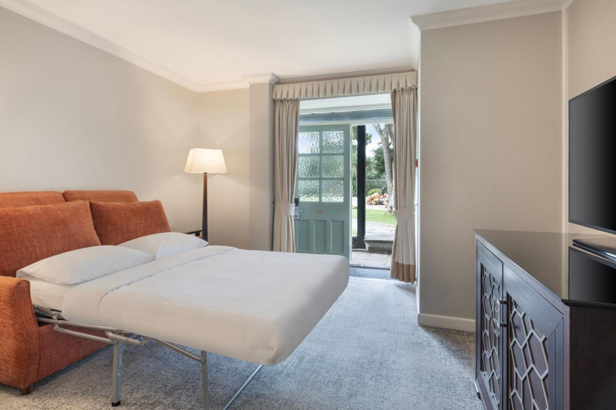 Delta Hotels By Marriott St Pierre Country Club Mathern Eksteriør billede